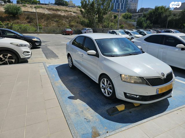 מודעת רכב סקודה ראפיד