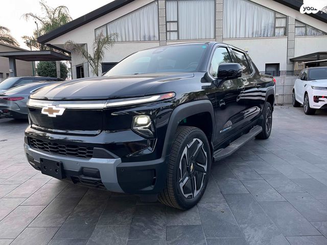 מודעת רכב שברולט סילברדו EV