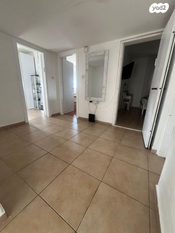 דירה, שדרות טום לנטוס 25, קרית השרון, נתניה