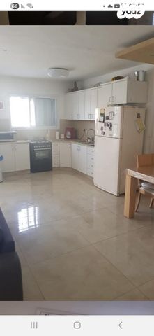 דירה, חיים נחמן ביאליק 139, שכונה א', באר שבע