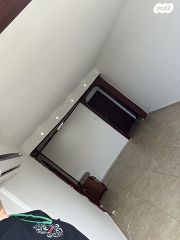 דירה, ששת הימים 238, הראשונים, שלומי