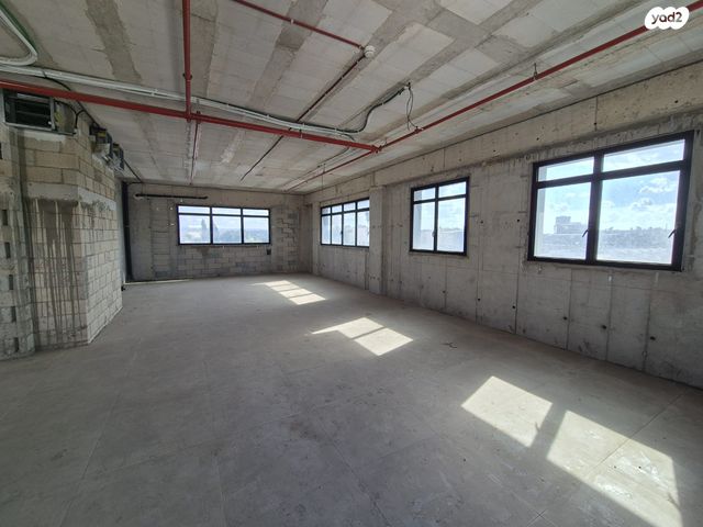 משרדים, יוחנן הסנדלר 12, אזור תעשיה הישן, כפר סבא