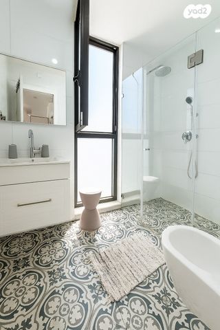 דירה, הרצל 136, גבעת הרצל, אזור המלאכה יפו, תל אביב יפו