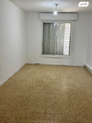 דירה, קלמן גבריאלוב, קרית משה, רחובות