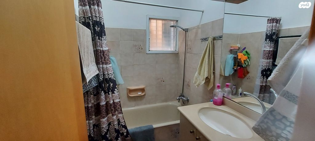 דירה, יחזקאל דנין, לב העיר, בת ים