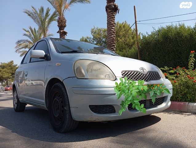 מודעת רכב טויוטה יאריס