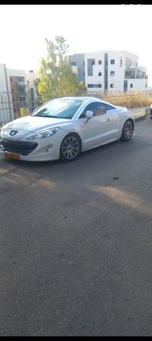 מודעת רכב פיג'ו RCZ