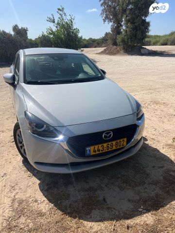 מודעת רכב מאזדה 2