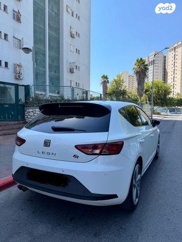 מודעת רכב סיאט לאון