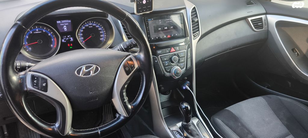 מודעת רכב יונדאי i30