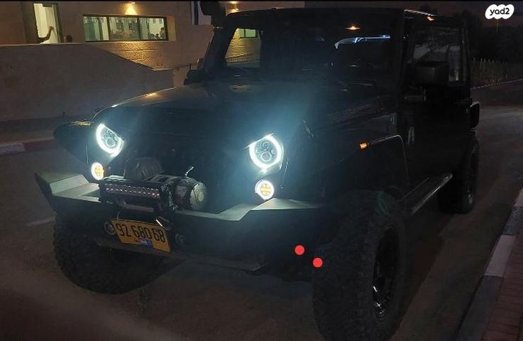 מודעת רכב ג'יפ רנגלר