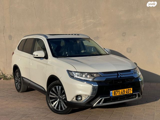 מיצובישי אאוטלנדר