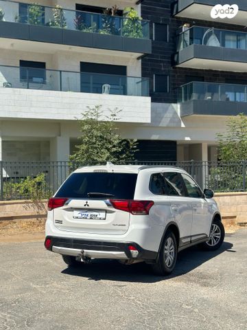 מיצובישי אאוטלנדר