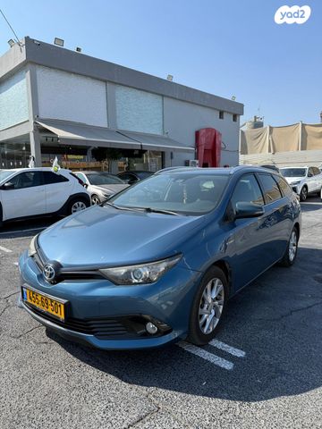 מודעת רכב טויוטה אוריס