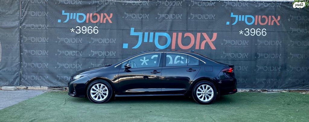 טויוטה קורולה