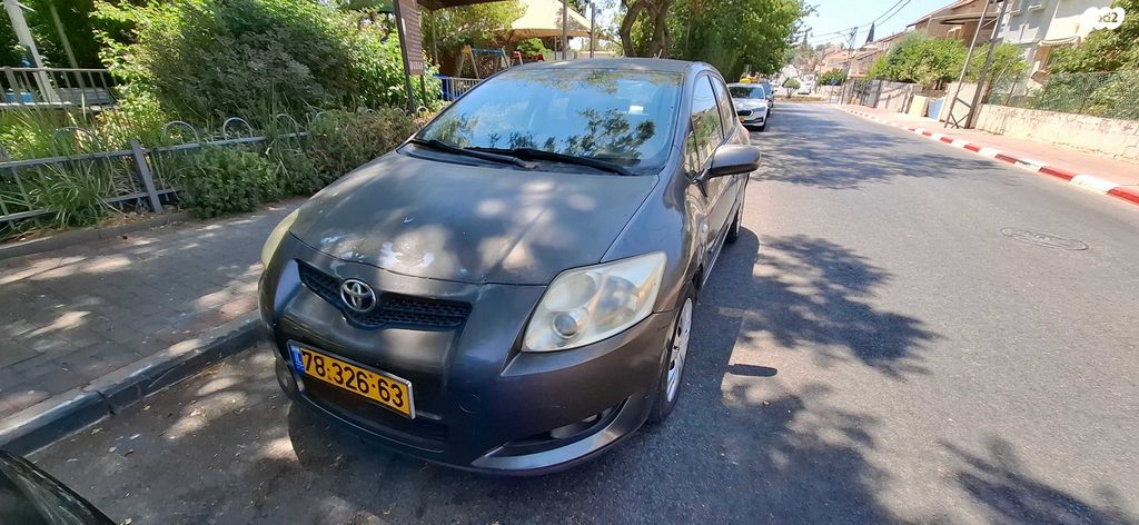 מודעת רכב טויוטה אוריס