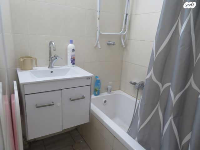 דירה, צה"ל 39, המיסדים, כרמיאל