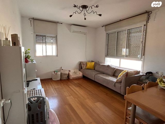 דירה, שדרות גולדה מאיר 20, קרית נורדאו, נתניה