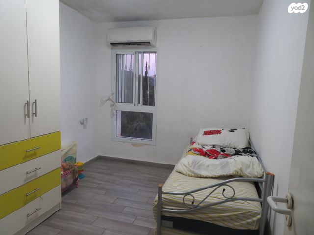 דירה, צה"ל 39, המיסדים, כרמיאל