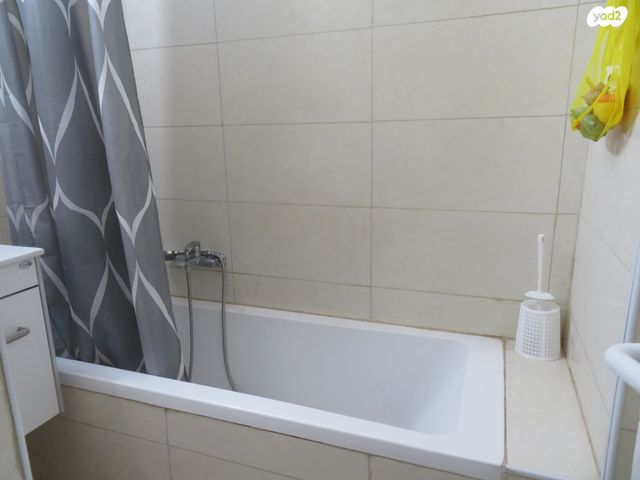 דירה, צה"ל 39, המיסדים, כרמיאל