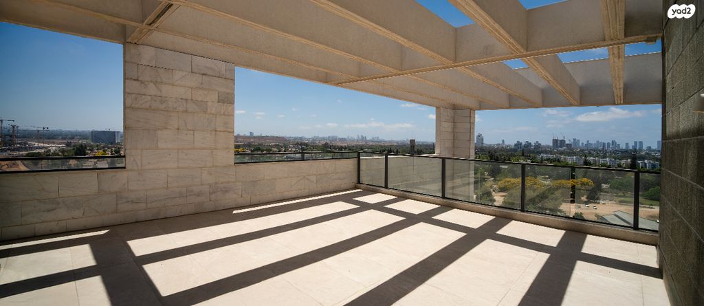 גג/ פנטהאוז, רב אלוף רפאל איתן 36, רמת אפעל, רמת גן