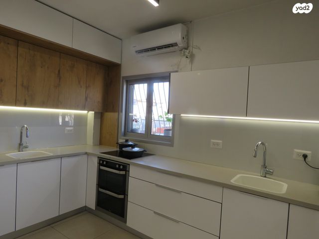 דירה, דב גרונר 55, תל גיבורים, בני ברק