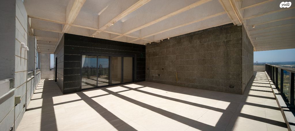 גג/ פנטהאוז, רב אלוף רפאל איתן 36, רמת אפעל, רמת גן