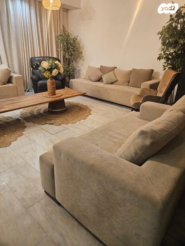 דו משפחתי, משעול הדקלים 18, רמות, ירושלים