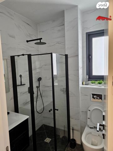 גג/ פנטהאוז, שלמה לוי 18, נרקיסים, ראשון לציון