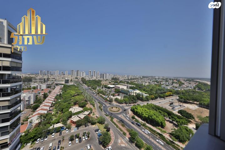 דירה, הפקאן, הפרפר, קרית ביאליק