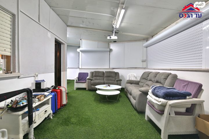 גג/ פנטהאוז, קרית מוצקין