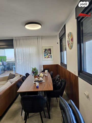 גג/ פנטהאוז, שלמה לוי 18, נרקיסים, ראשון לציון