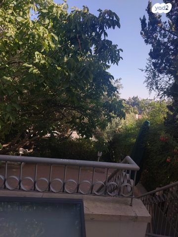 בית פרטי/ קוטג', מבשרת ציון