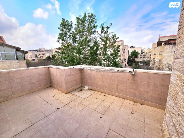 גג/ פנטהאוז, משה קול, בית הכרם, רמת בית הכרם, ירושלים