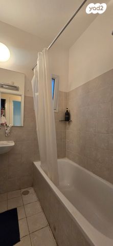 דירה, מנחם בגין, מורשה, רמת השרון