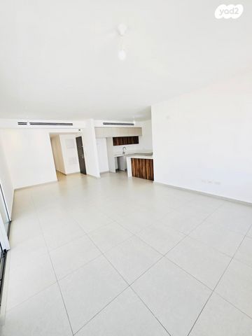 יצחק שמיר 13