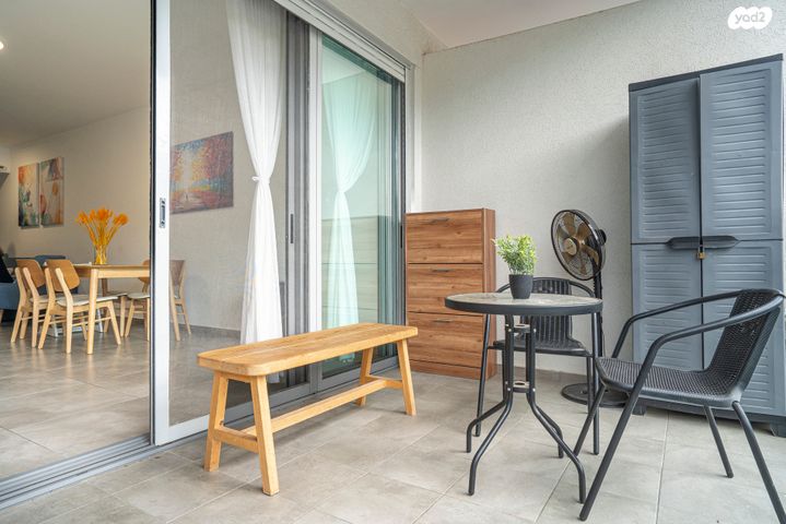 דירה, הוד השרון