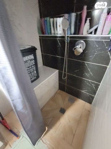 דירה, אביגדור עשת, גבעה א', שביט, קרית אתא