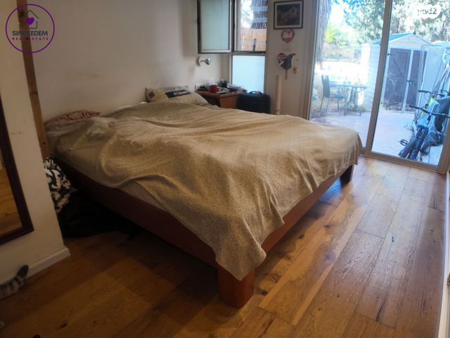 דירת גן, אלון, רמת השרון