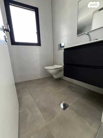 דירה, דרך שלמה, נווה שאנן, תל אביב יפו