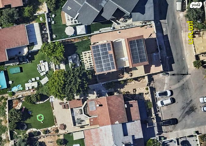 דו משפחתי, בית שמש