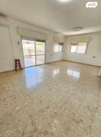 ז'בוטינסקי 58