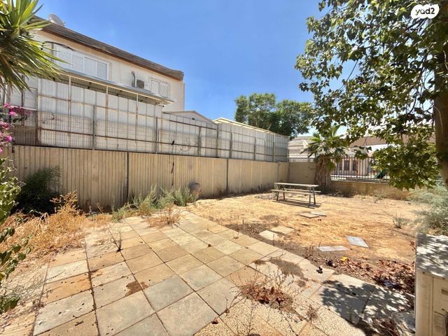 דירת גן, שלום שבזי 19, חכמי ישראל, דימונה