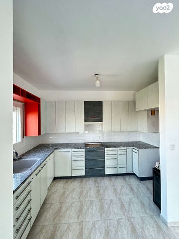 גג/ פנטהאוז, הראל, רוממה, חיפה