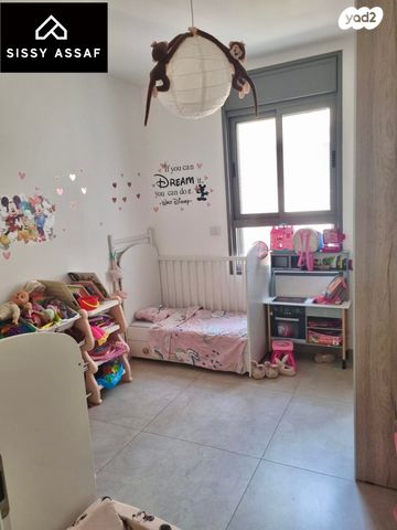 דירה, בר אילן, נווה דוד רמז, רעננה