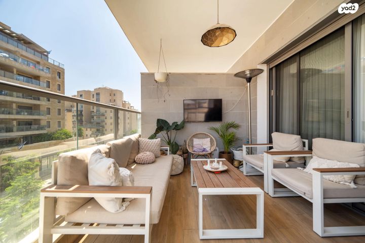 דירה, הרברט סיימון 8, פסגות אפק, ראש העין