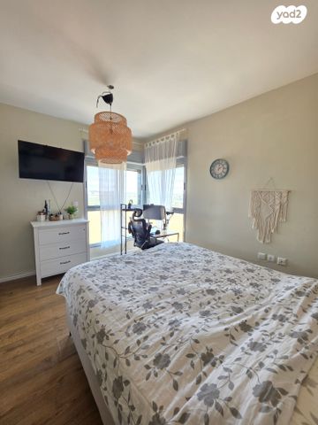 דירה, חזון אי"ש 16, רחובות הצעירה, רחובות