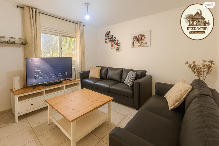 בית פרטי/ קוטג', האלון, פרדסיה, פרדסיה