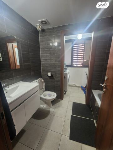 דירה, משה לוי, נאות שמיר, רמלה