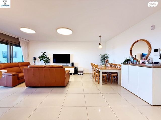 דירה, שושנה דמארי 11, יפה נוף, כפר יונה